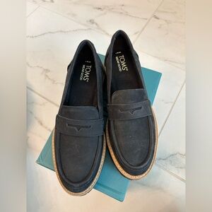 TOMS women’s Black Suede Penny Loafers Cara